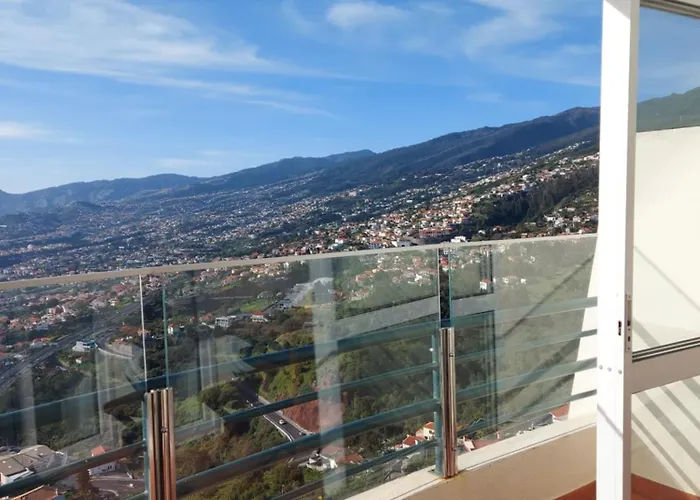Bay View Apartment